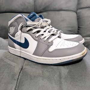 Mens Jordan 1 shoe